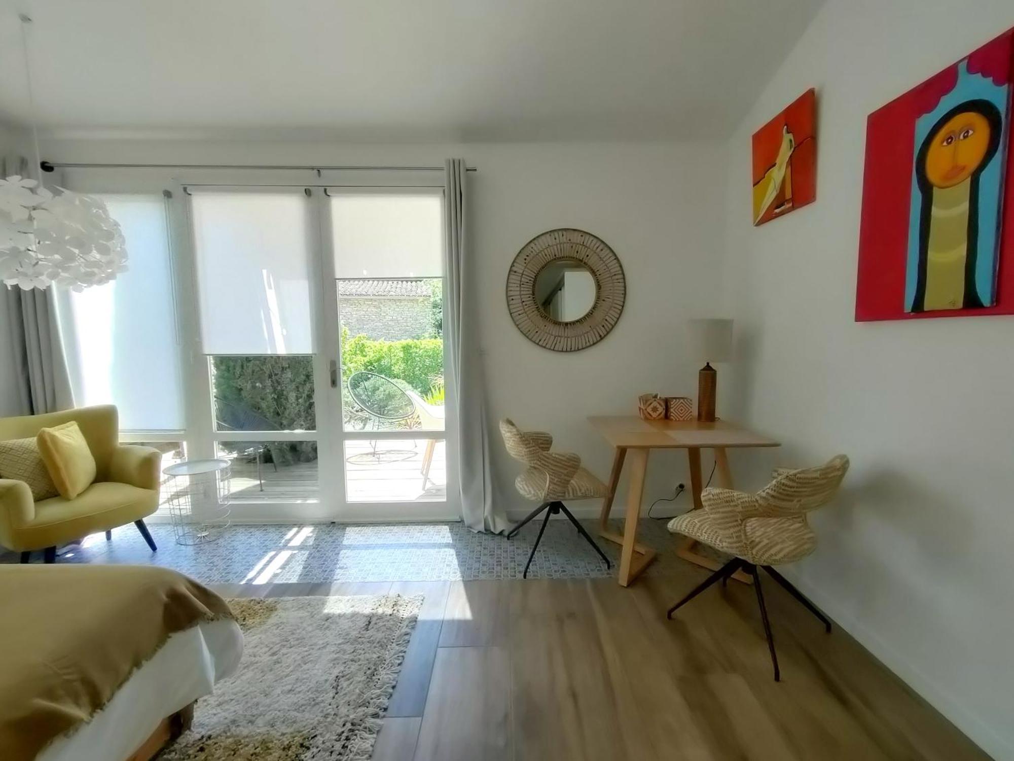Villa Cabrida Cabrieres-d'Avignon Quarto foto